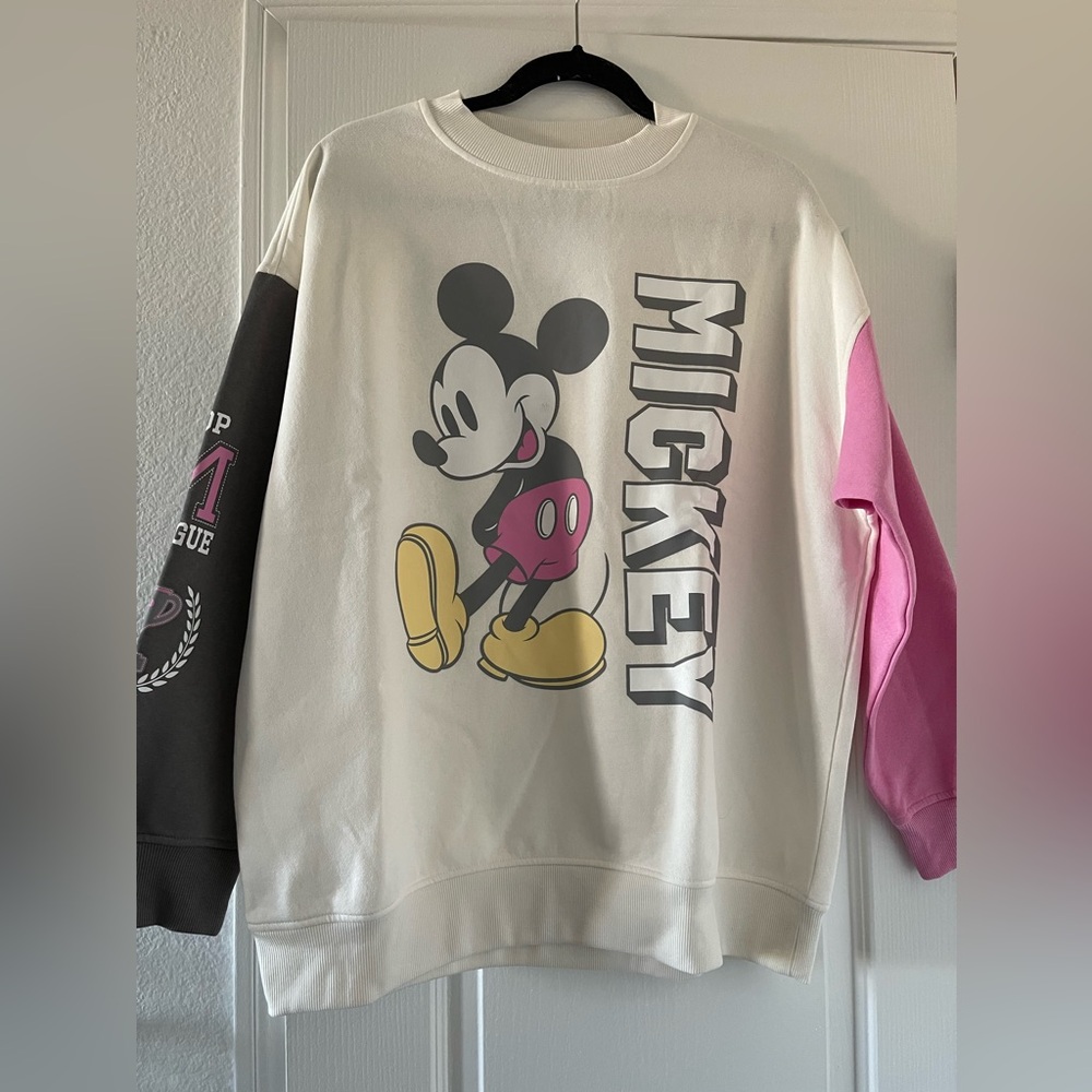H&M Oversized Mickey Mouse Sweatshirt